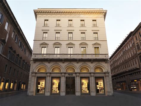 fendi cinema roma rm|roma palazzo fendi.